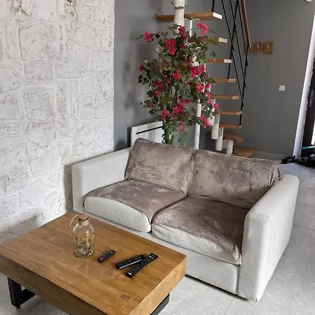 La Maison Jacuzzi - Privatiser Une Soirée Jacuzzi Hébergement de vacances Mandres-les-Roses